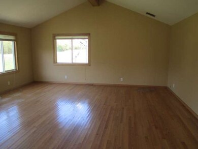 12700 W Brooke Ave, Waukegan, IL 60087 - photo 2