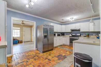 2281 Stelly Dr (11) (1)