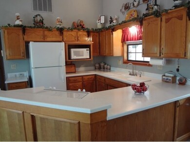 28 Redbud Ln, Kimberling City, MO 65686 - photo 5