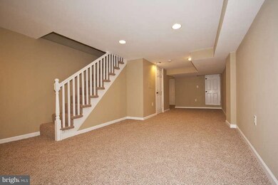 3707 Woodridge Rd, Baltimore, MD 21229 - photo 6