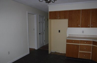 197 Shaker Rd, Enfield, CT 06082 - photo 3