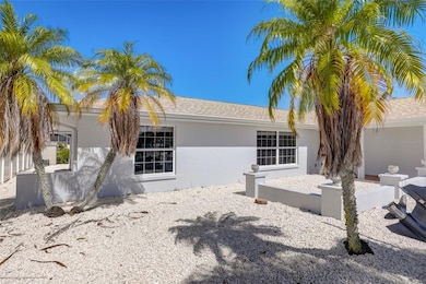 6518 Senegal Palm Way, Apollo Beach, FL 33572 - photo 3