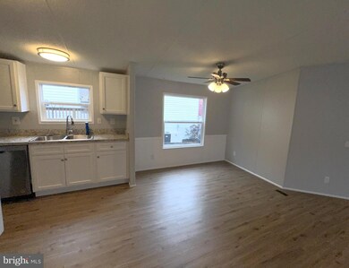 490 N Patuxent Rd unit 4, Odenton, MD 21113 - photo 7