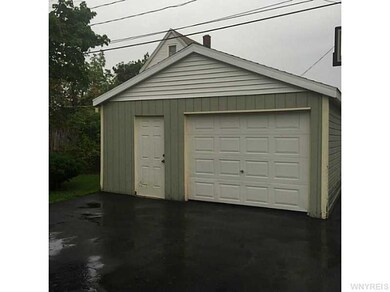 Garage.