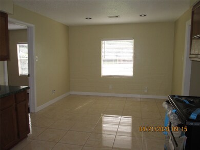 4309 Haygood St, Houston, TX 77022 - photo 4