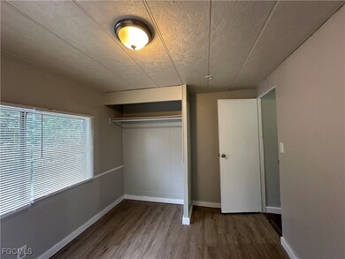 7886 Breeze Dr, North Fort Myers, FL 33917 - photo 7