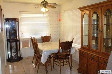 Great dining area.