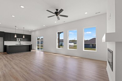 7-web-or-mls-15310-regiment-dr
