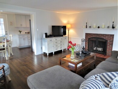 6 Dartmouth Rd, Marblehead, MA 01945 - photo 4