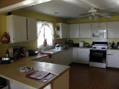 38 Garden Hill Dr, Hawley, PA 18428 - photo 7