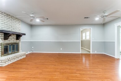 728 Dezso Dr, Alvin, TX 77511 - photo 4