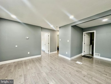 632 Durham Rd, Newtown, PA 18940 - photo 4