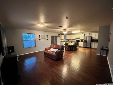 10715 S Shaenridge, San Antonio, TX 78254 - photo 2