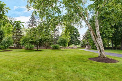 2560 w Lane Ave-mls-5