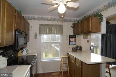 7450 Jennifer Way, Sykesville, MD 21784 - photo 5