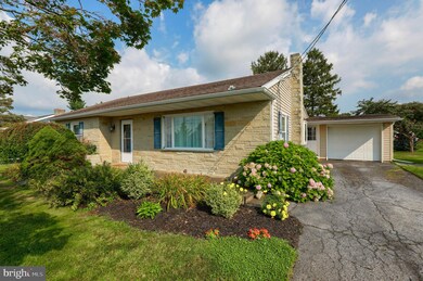 737 School Ln, New Holland, PA 17557 - photo 4