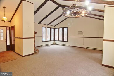 87 Davida Pines Dr, Mohnton, PA 19540 - photo 4