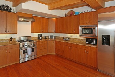 Roomy open Kitchen