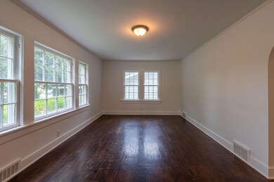 1404 E. Walnut, Spfd, MO-6