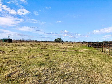 3334 County Road 160, Alvin, TX 77511 - photo 2