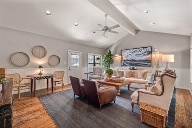 209 N Acorn St, Fredericksburg, TX 78624 - photo 5