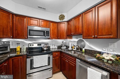 749 Garrison Ct unit 749, West Deptford, NJ 08051 - photo 6