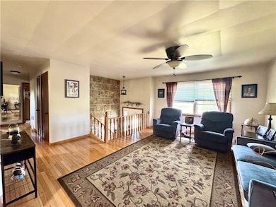 824 Shenango Stop Rd, New Castle, PA 16101 - photo 5