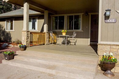 Front Deck sunlit.JPG