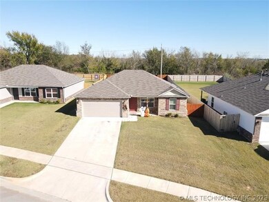 1537 S 31st St, Broken Arrow, OK 74014 - photo 2