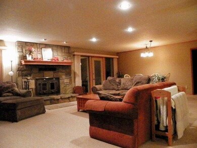 18 Munster Dr, Bella Vista, AR 72715 - photo 2