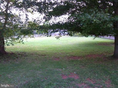 4259 Grapewood Dr, Warrenton, VA 20187 - photo 5