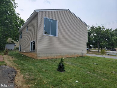 6700 Duluth St, Hyattsville, MD 20785 - photo 4