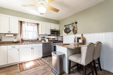 14 Milk Ave, Westport, MA 02790 - photo 5