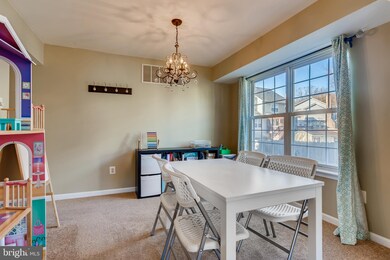 6306 White Cedar Ct, Sykesville, MD 21784 - photo 7