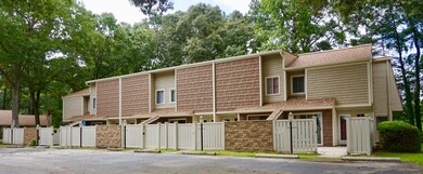 5 Quarterdeck Townes, River Bend, NC