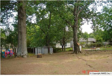 4402 Kiger St SW, Huntsville, AL 35805 - photo 4