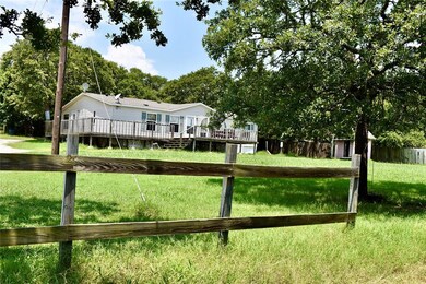 269 Morrow Bend Ln, Gainesville, TX 76240 - photo 2