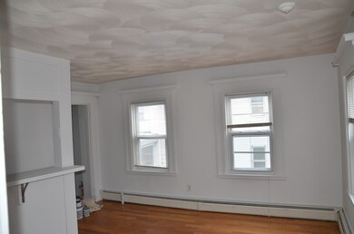 9 Salem St unit 2 front, Wakefield, MA 01880 - photo 3
