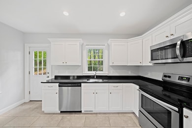 285 W Elm St, Pembroke, MA 02359 - photo 7