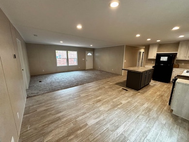 1460 State Road S-42-423, Enoree, SC 29335 - photo 6