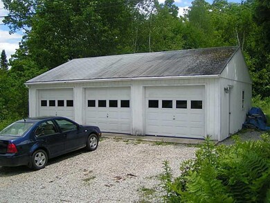 Garage.