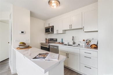 Discovery Bay Center unit 2814, Honolulu, HI 96815 - photo 6