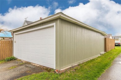 2 Car Garage