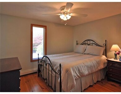 89 Frigate St, Jamestown, RI 02835 - photo 6