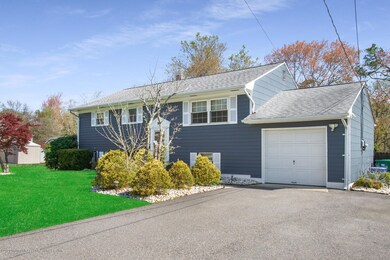 91 Darien Rd Howell Township-large-003-0