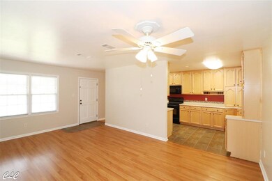 111 Lancelot Ct, Warner Robins, GA 31093 - photo 6