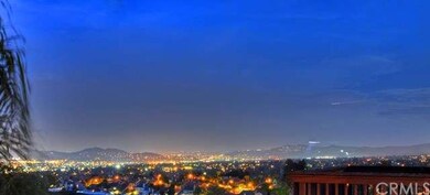 It stages spectacular views of the mountains and c