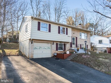 13308 Nassau Dr, Woodbridge, VA 22193 - photo 3