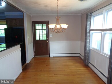 406 Montemar Ave, Catonsville, MD 21228 - photo 6