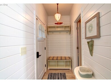 Entrance/Foyer